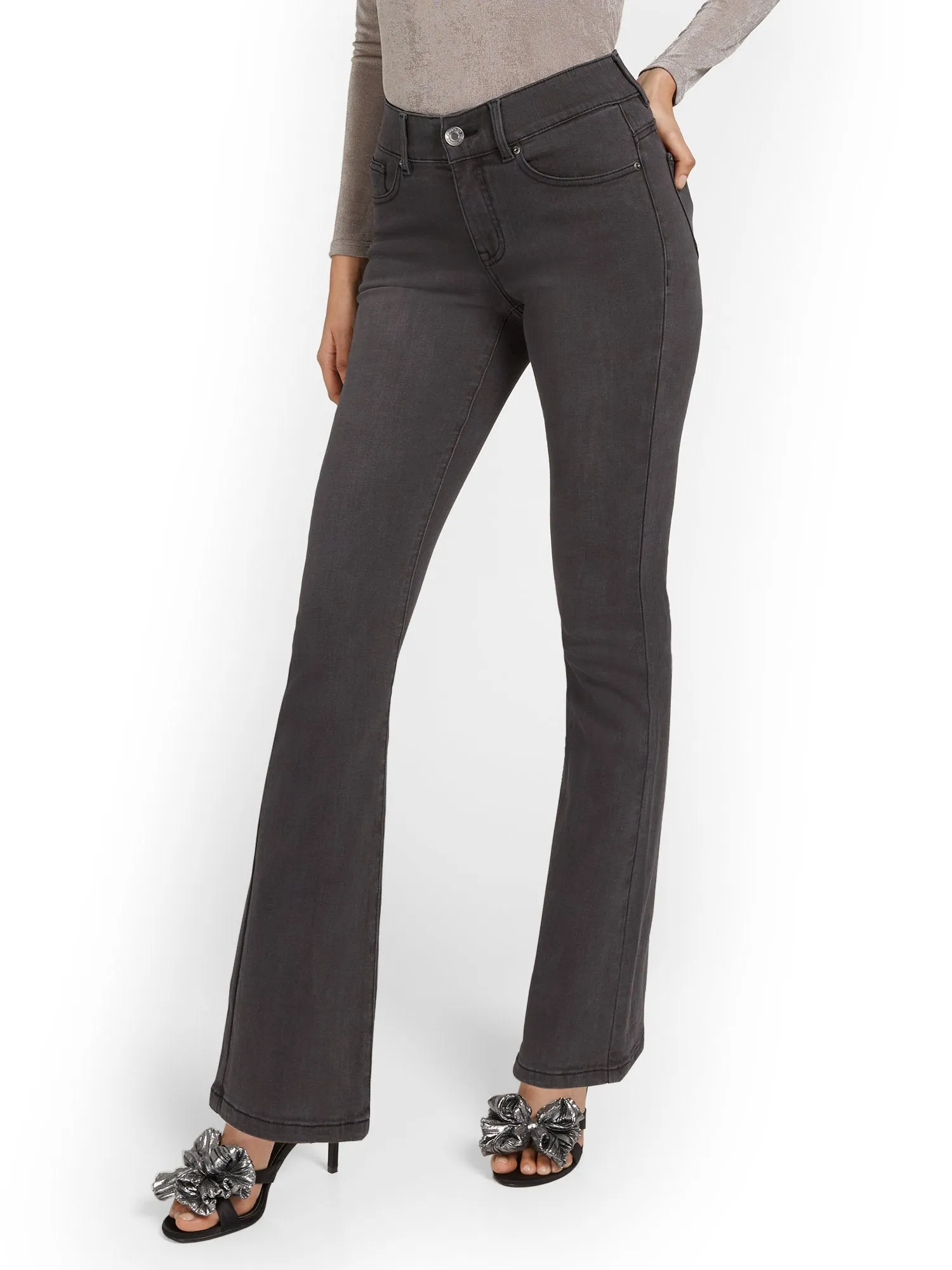 Curvy High-Waisted Bootcut Jeans - Grey