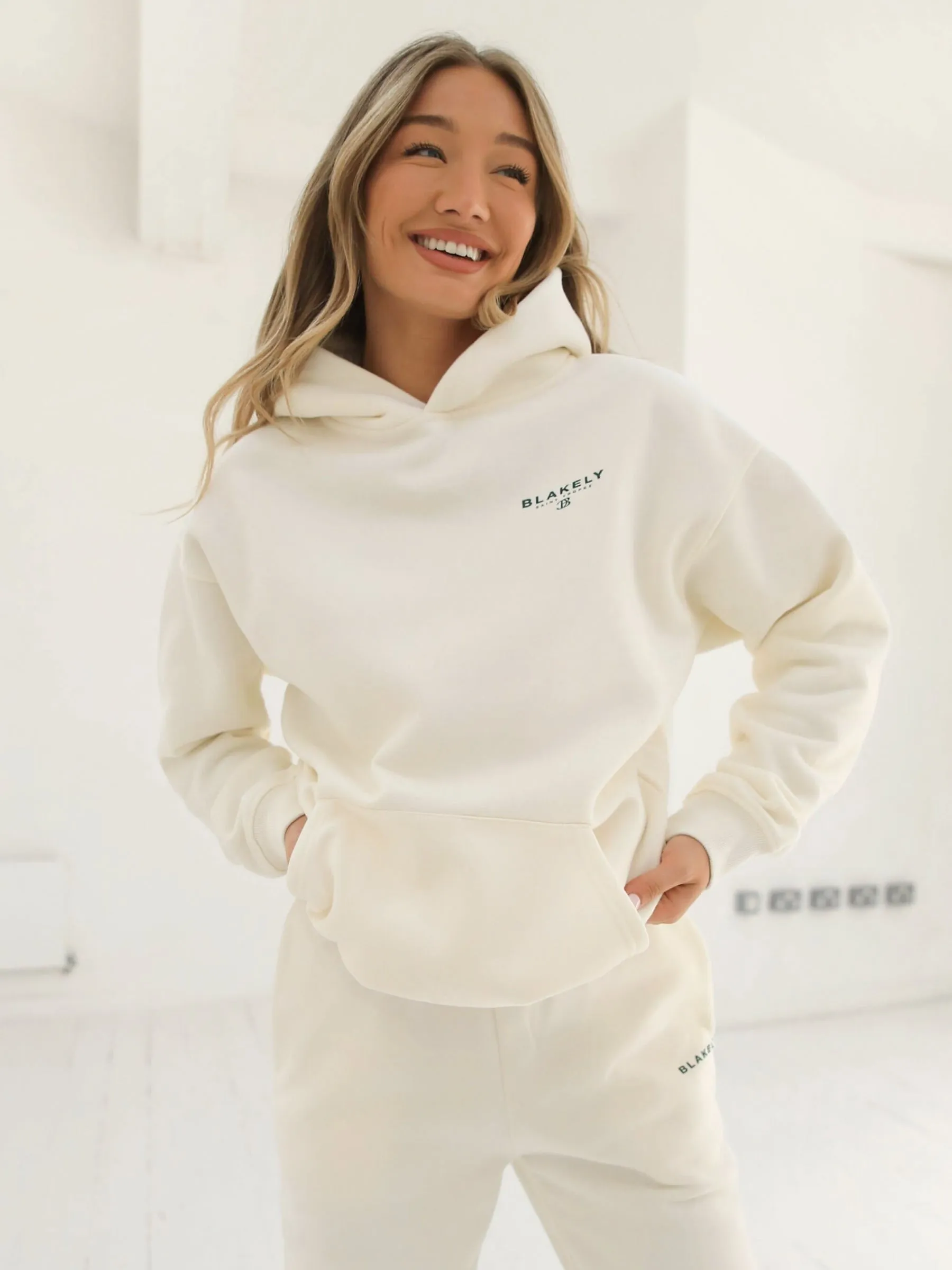 Riviera Initial Relaxed Women's Hoodie - Off White