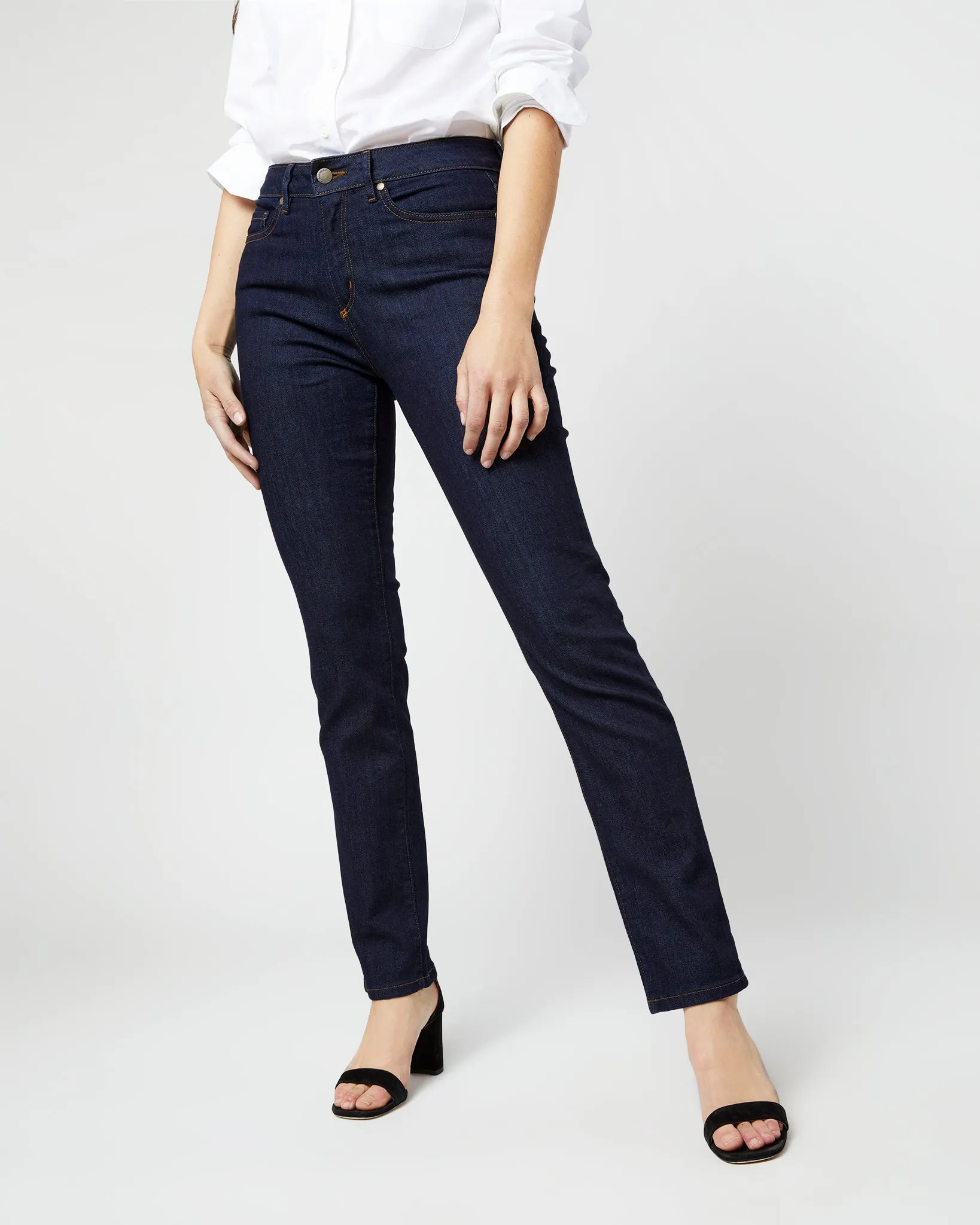 Straight Leg 5-Pocket Jean in Indigo Stretch Denim